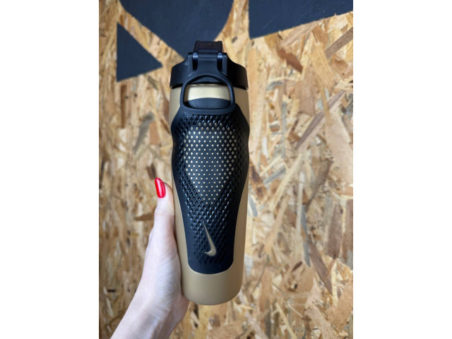 Nike Refuel Bottle Locking Lid 24 OZ 709мл - Пляшка для Води