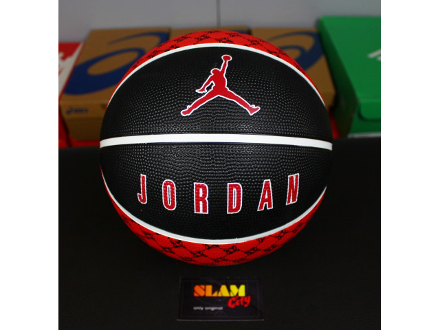 Air Jordan Playground 8P 2.0 - Універсальний Баскетбольний М'яч