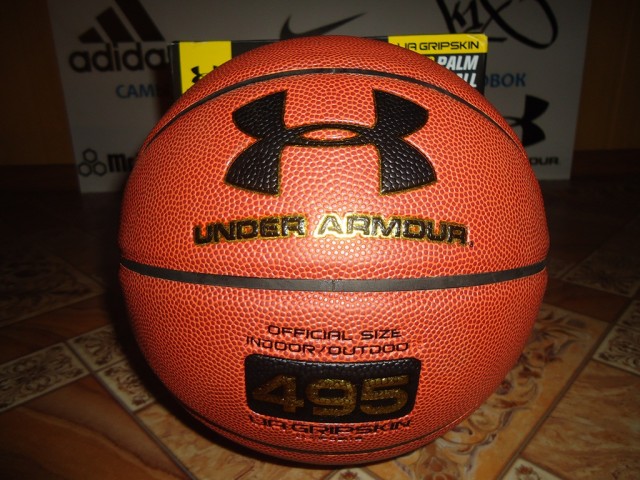 Under Armour 495 Indoor/Outdoor Basketball - Универсальный Баскетбольный Мяч