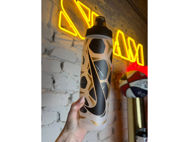 Nike Refuel Bottle Locking Lid 32 OZ 946мл - Пляшка для Води