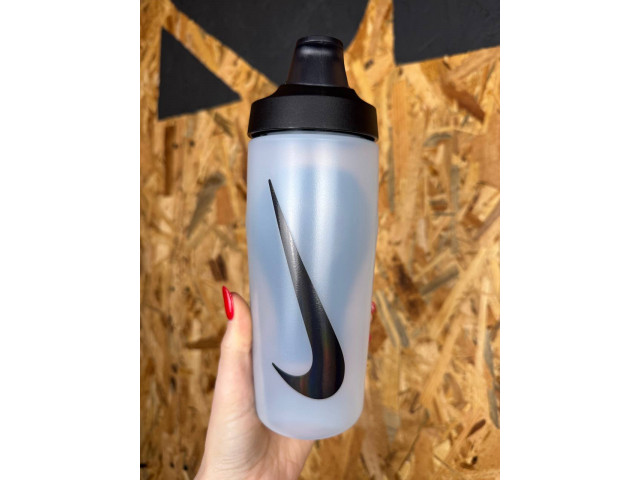 Nike Refuel Bottle Locking Lid 18 OZ 532мл - Пляшка для Води