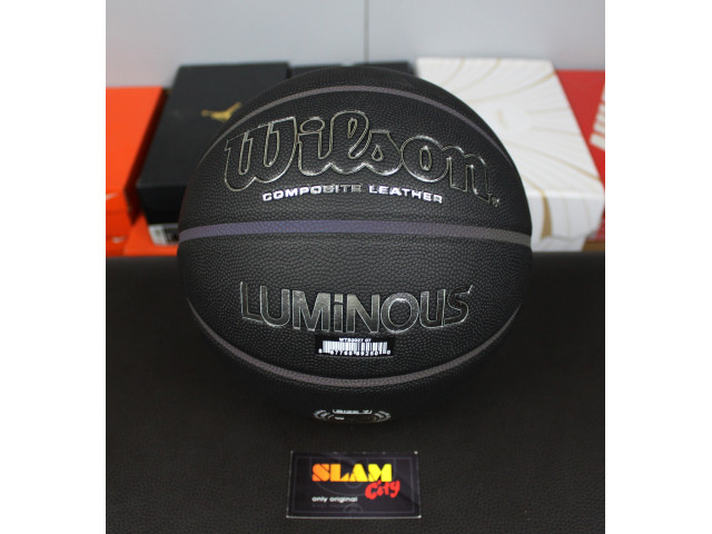 Wilson Luminous Performance Basketball - Універсальний Баскетбольний М'яч