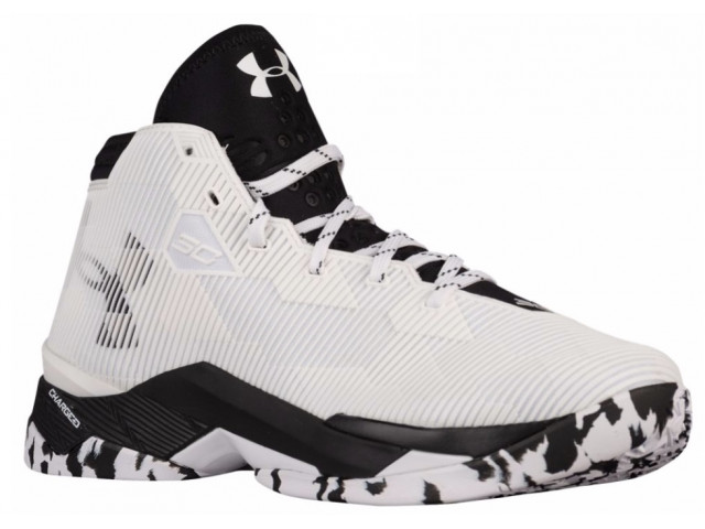 UNDER ARMOUR CURRY 2.5 74425 104