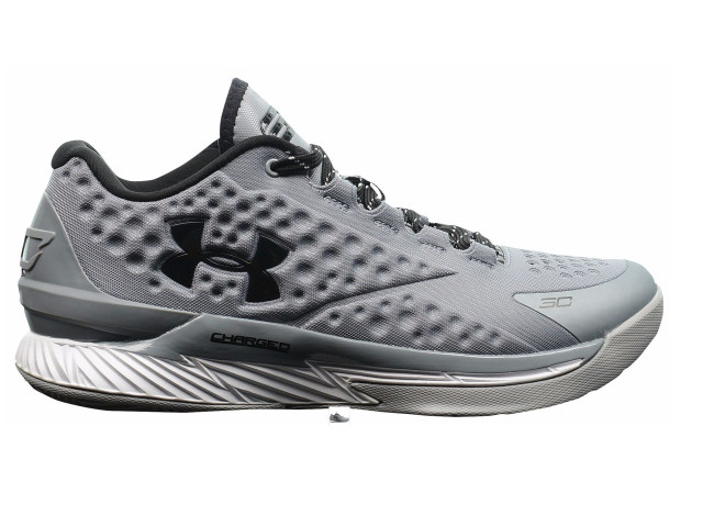 Curry 1 shop low black