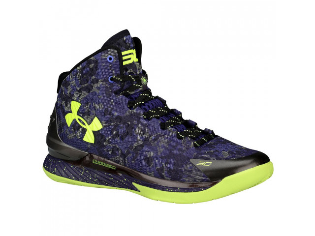 under armour charged foam curry 1