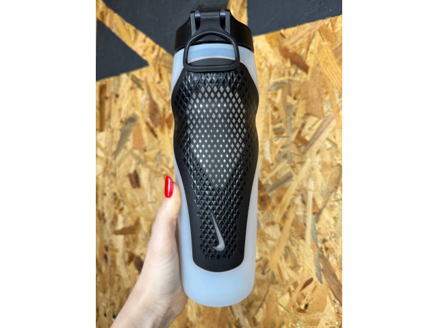 Nike Refuel Bottle Locking Lid 24 OZ 709мл - Пляшка для Води