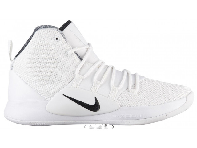 Nike store 2018 white