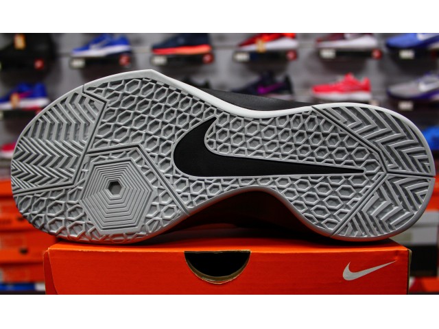 Nike Zoom Devosion - Баскетбольные Кроссовки