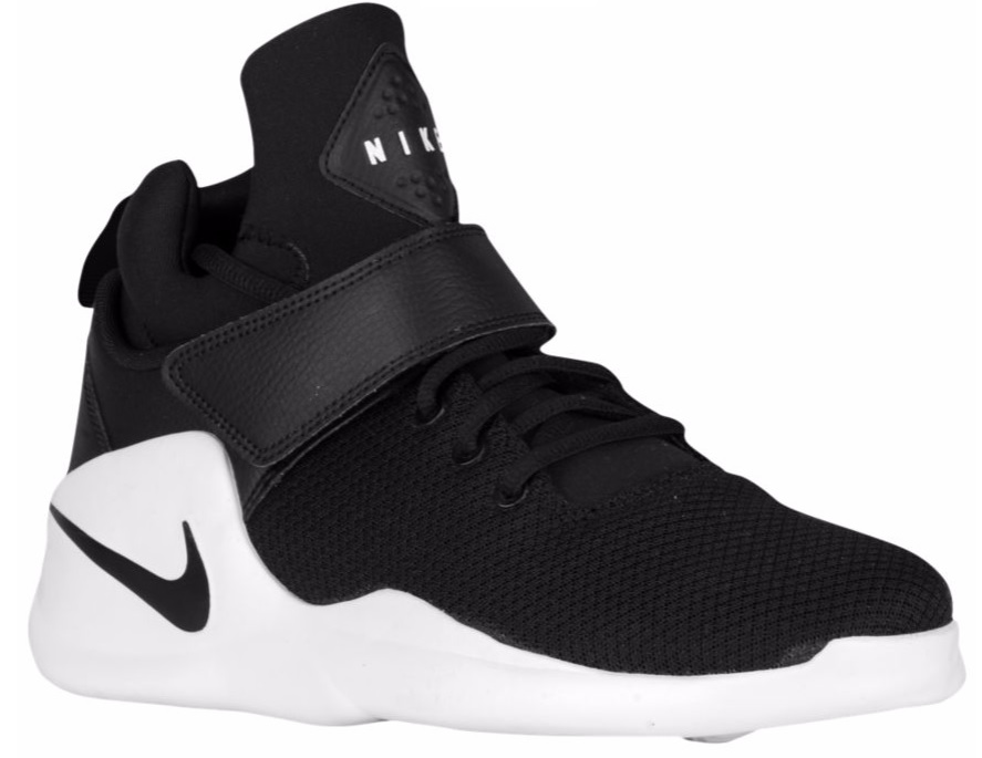 nike kwazi sports shoes